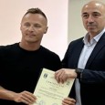 Кметът на Созопол награди водни спасители Церемония по връчване на грамоти на водните спасители за приноса им през летния сезон се проведе по време на днешното 33-то редовно заседание на Общинския съвет в Созопол. Над 100...