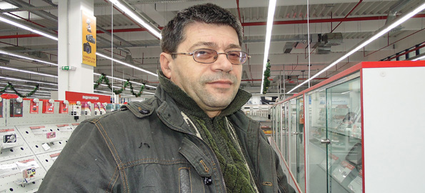 Живко Тенев – GISSEN и Цочо Пеев бяха класирани от международното жури да представят България на Четвъртото международно биенале на карикатурата „Нико Никола”, което се проведе в Корча, Албания. Темата...