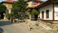 Откриха реновираната Ефимджиева къща в Кюстендил В новото пространство за събития в реновираната Емфиеджиева къща в Кюстендил беше открита изложбата „Отдаденост“. Тя е посветена на 125 години от рождението на Пенка Касабова. Откриването беше част от...