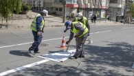 Ремонтират пътя от Лозенец до „Оазис“ В село Лозенец започна основен ремонт на пътя към „Оазис“, като проектът включва и изграждането на велоалея и пешеходна алея. По време на ремонтните дейности пътят няма да бъде затварян...