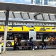 Стачка блокира регионалния транспорт в Нидерландия Стачка за по-високи заплати и по-добри условия на труд започна тази сутрин в регионалния транспорт в Нидерландия, съобщиха местните медии. Пътниците трябва да се подготвят за закъснения и отменени курсове,...