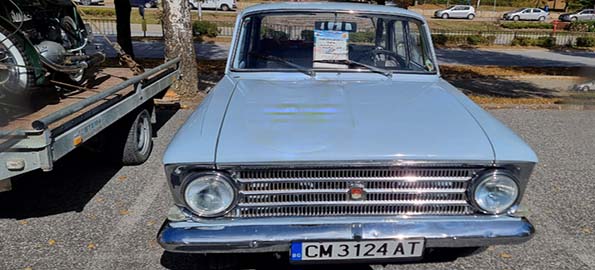 Москвич 408 от 1964 г. спечели наградата на публиката на Четвъртия авто-мото ретро парад в Смолян. Над 80 ретро автомобили и мотоциклети от различни области на страната бяха демонстрирани на...