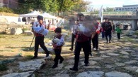 Фестивалът „Здравей здраве“ започна в Стара Загора С шествие по античната улица „Августа Траяна“, предвождано от Прабългарската школа за оцеляване „Бага-Тур“ и децата от Гайдарския състав „Красимир Панчев“, беше открито днес деветото издание на фестивала „Здравей, здраве“,...